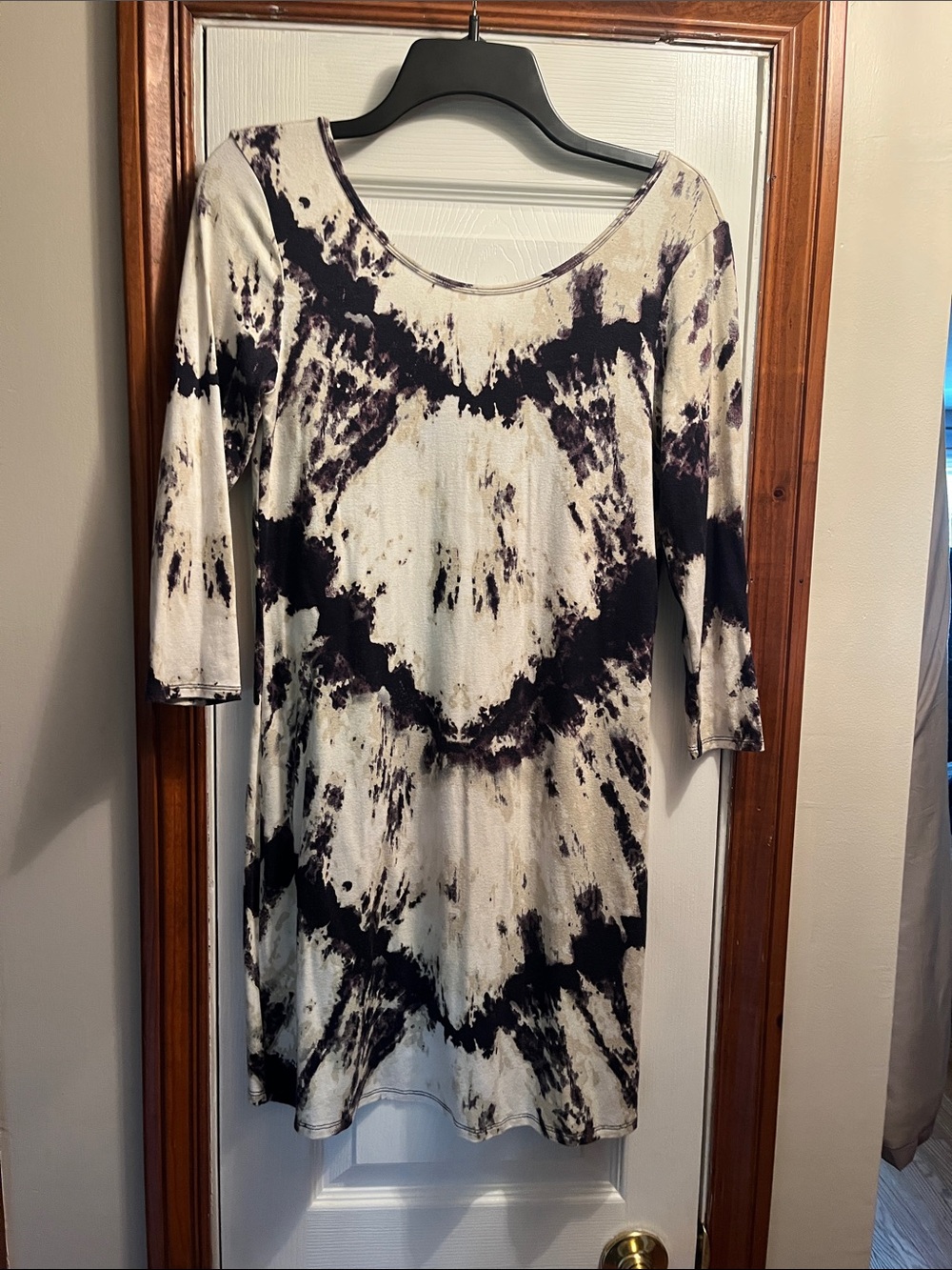 Billabong Black & Cream Tie-Dye Scoop Neck Tunic Dress
